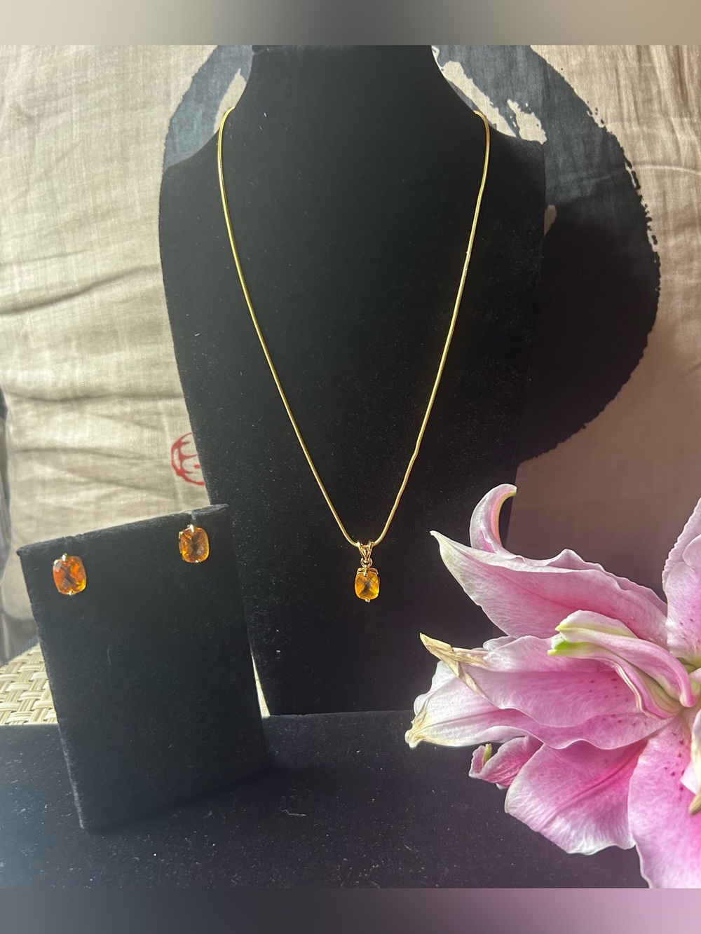 Vintage Joan Rivers Gold-Tone Citrine colored Drop Necklace and Stud Earrings